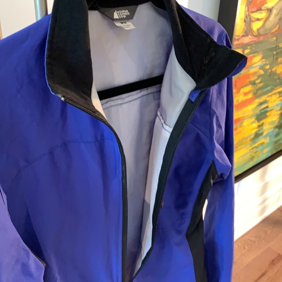 MEC Water Resistant Jacket Size M - Picture 8 of 8